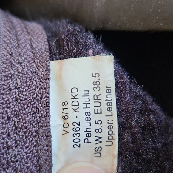 Olukai Pehuea Hulu Sheepskin Brown Leather Bootie Sneaker Size 8.5 - Picture 7 of 8